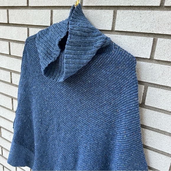 Bill Baber Donegal Merino Wool Celtic Knot Poncho Cape Blue Scotland OS - Picture 2 of 9